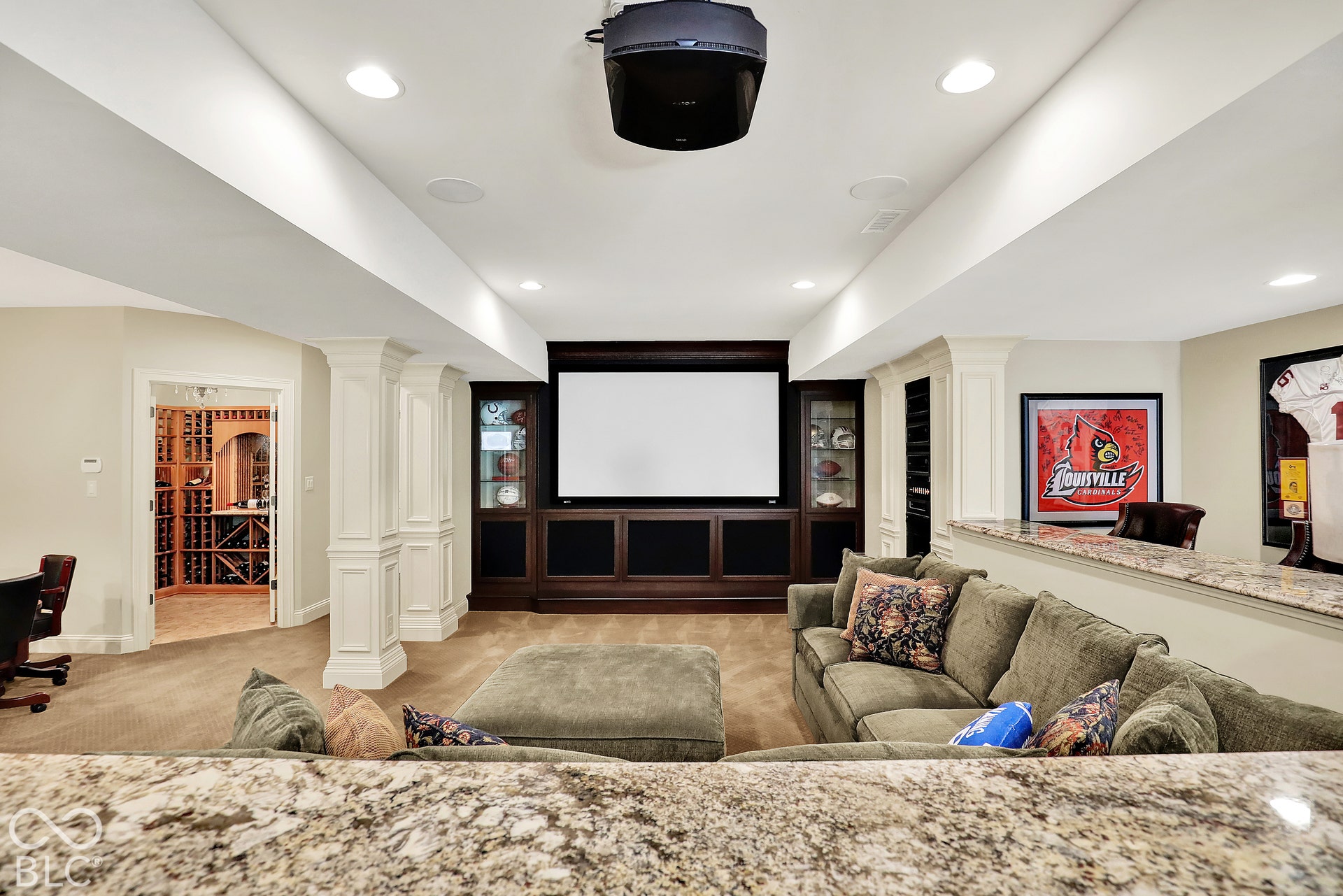 15621 Hidden Oaks Court, Carmel, IN 46033