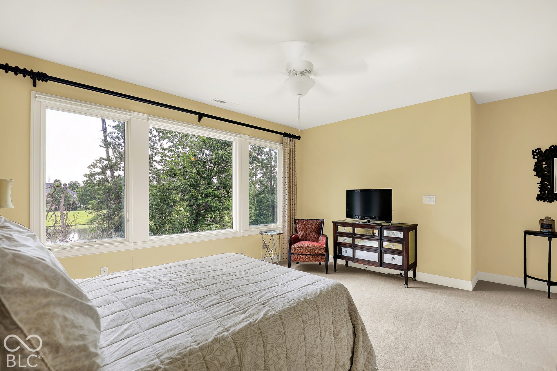 15621 Hidden Oaks Court, Carmel, IN 46033