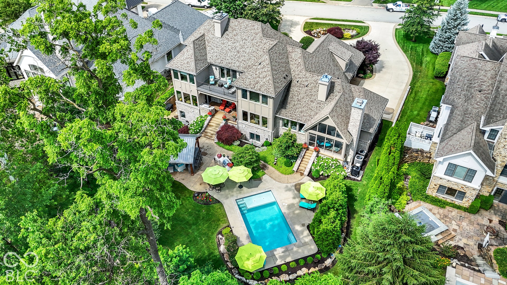 15621 Hidden Oaks Court, Carmel, IN 46033