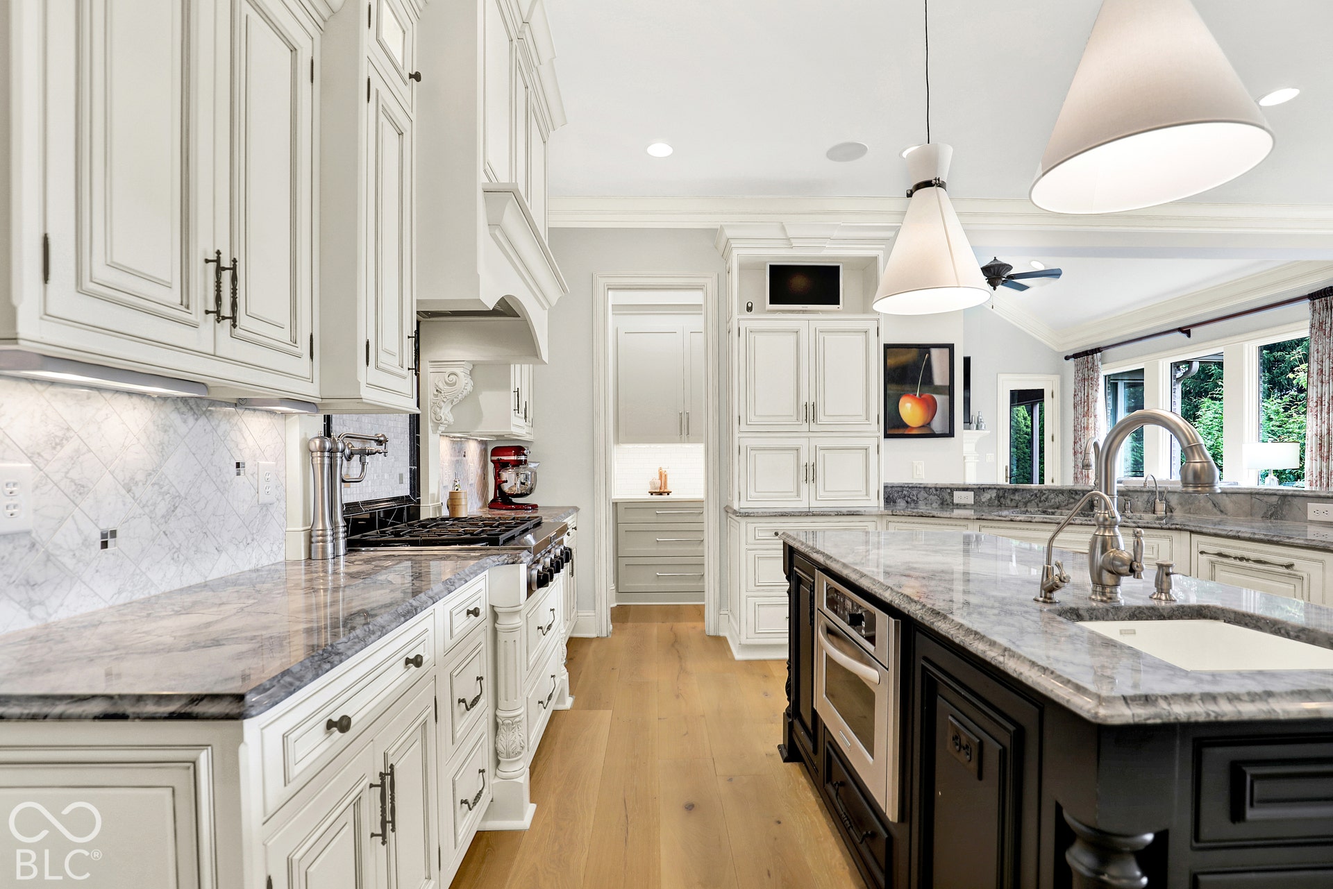 15621 Hidden Oaks Court, Carmel, IN 46033