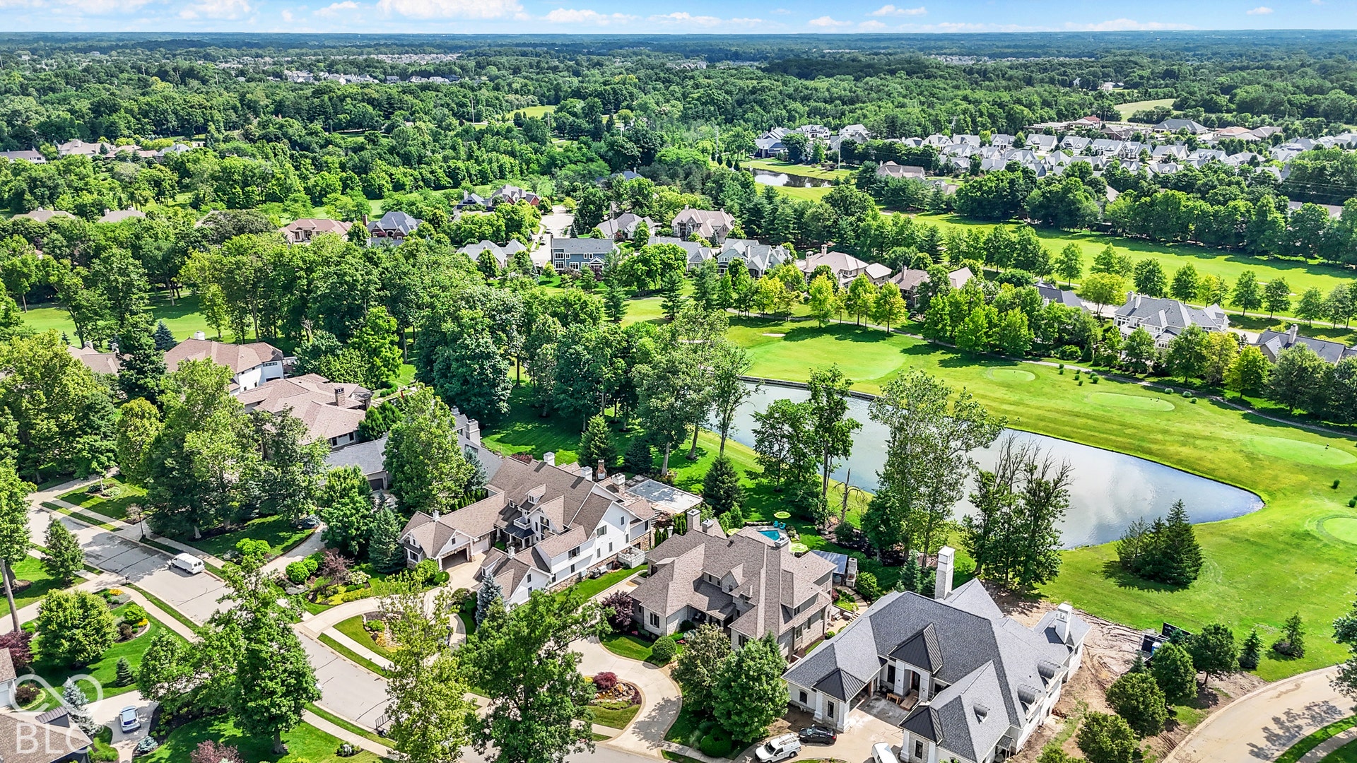 15621 Hidden Oaks Court, Carmel, IN 46033