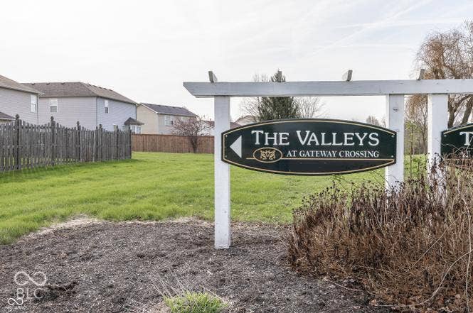 7155 N Lyndhurst Crossing, McCordsville, IN 46055 7155 N Lyndhurst Crossing, McCordsville, IN 46055