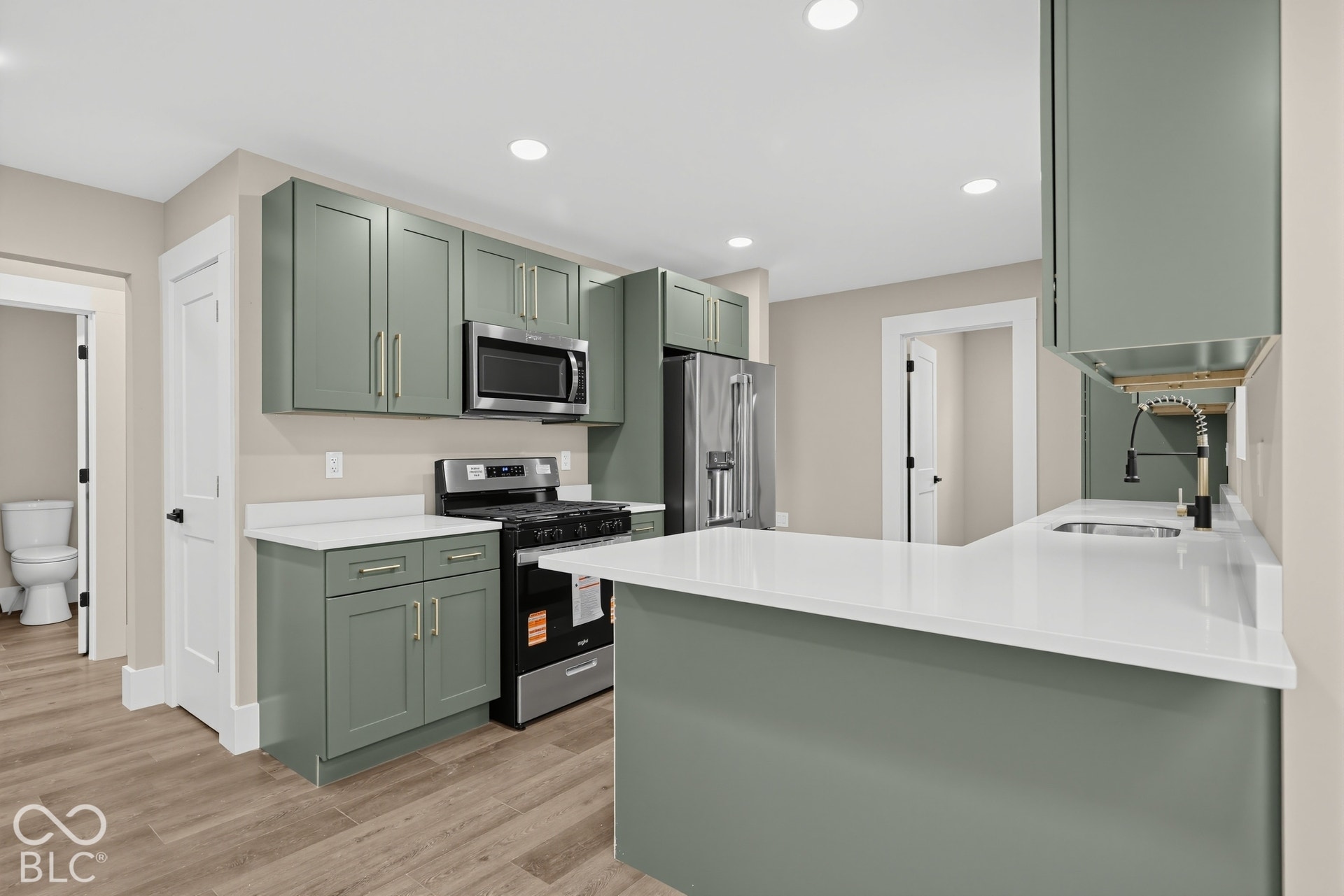 921 N Emerson Avenue, Indianapolis, IN 46219