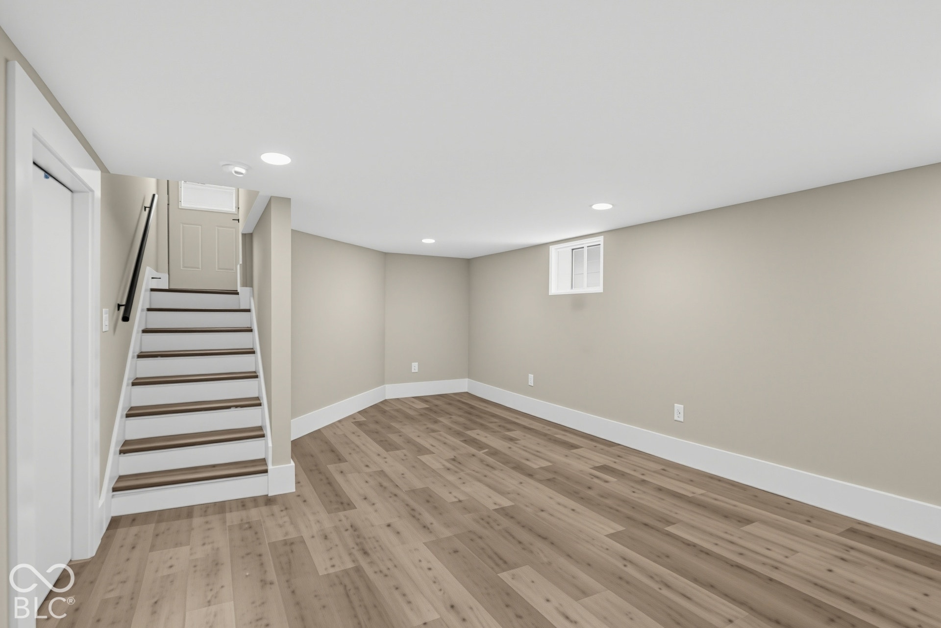 921 N Emerson Avenue, Indianapolis, IN 46219