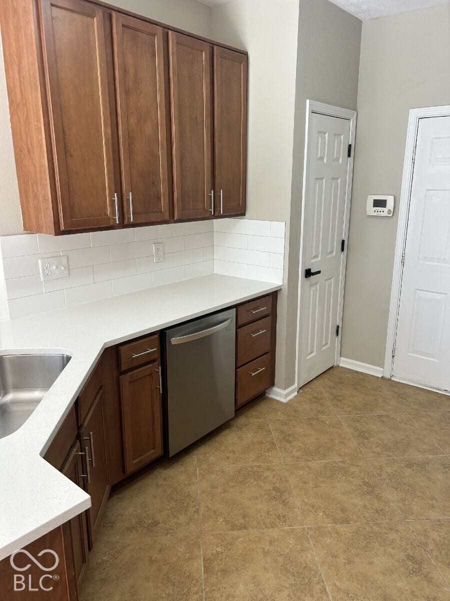 10077 Sundown Lane, Avon, IN 46123