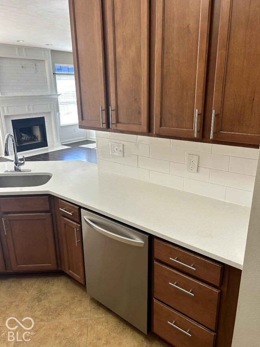 10077 Sundown Lane, Avon, IN 46123