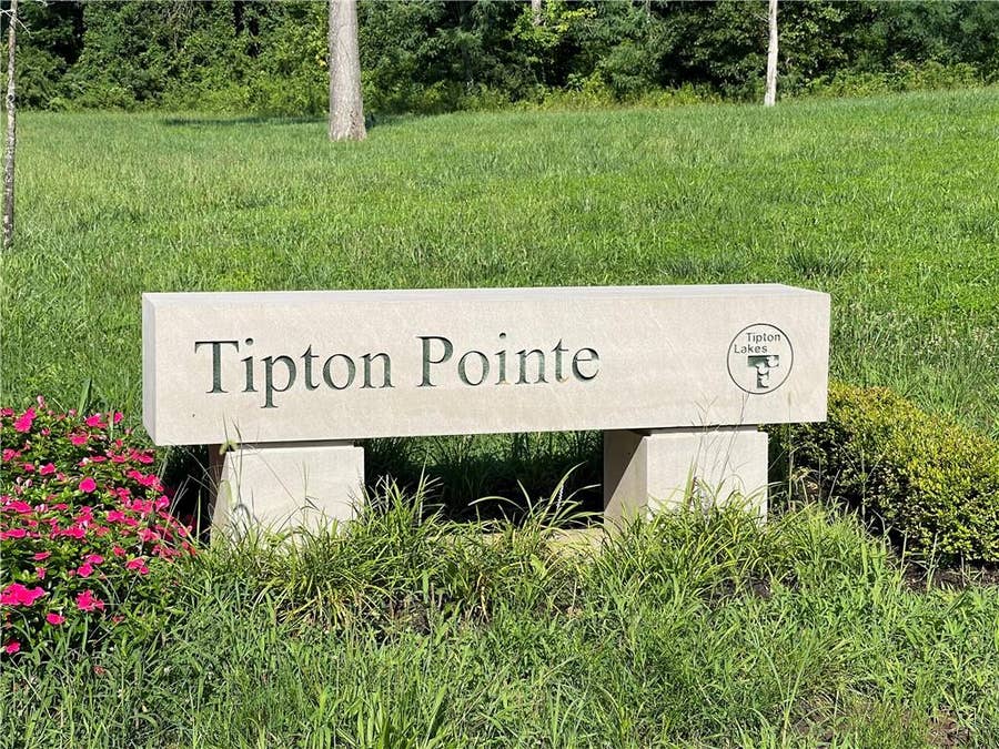 Property photo for 1792 Tipton Pointe Court, Columbus, IN