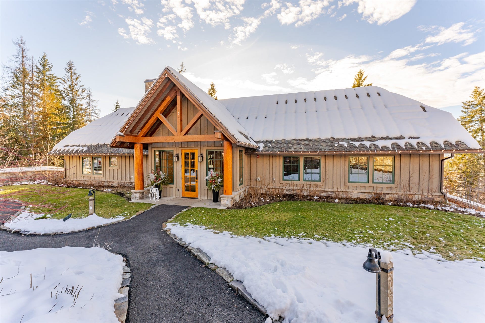 165 Woodland Star Circle, Whitefish, MT 59937 165 Woodland Star Circle, Whitefish, MT 59937