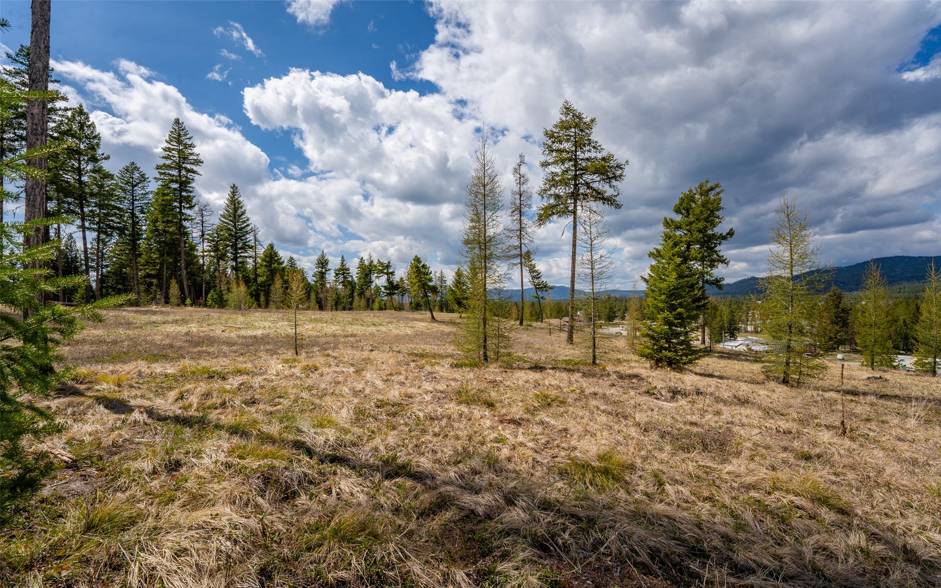 8144 US Hwy 2 W, Kila, MT 59920
