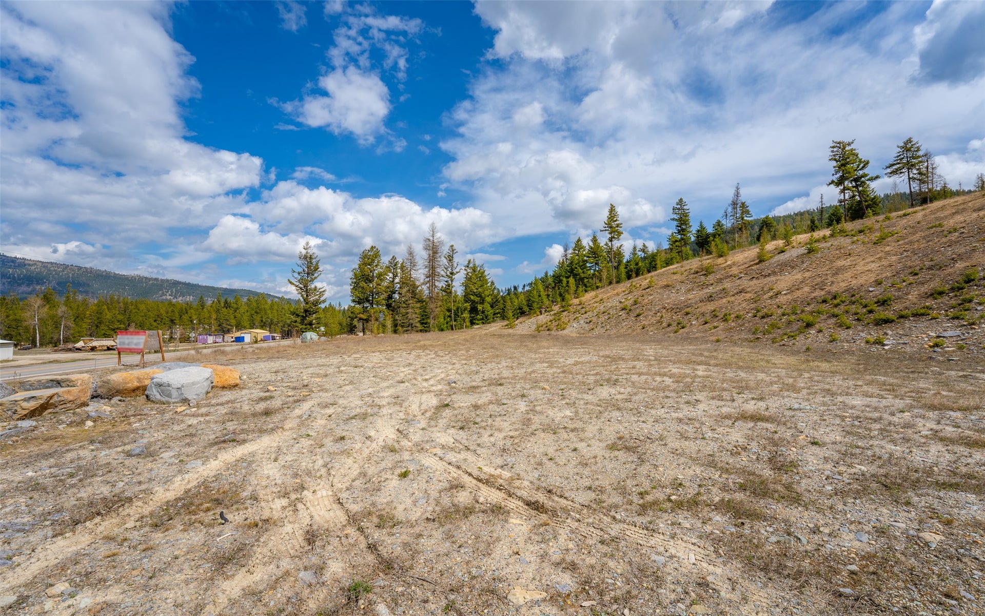 8144 US Hwy 2 W, Kila, MT 59920