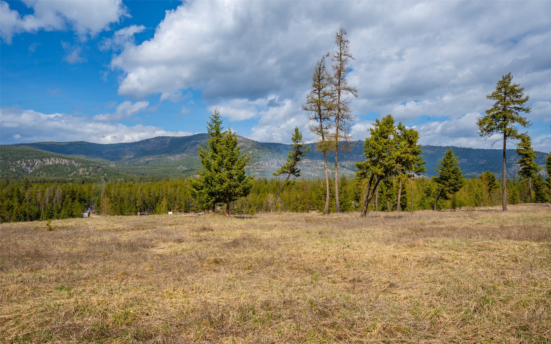 8144 US Hwy 2 W, Kila, MT 59920