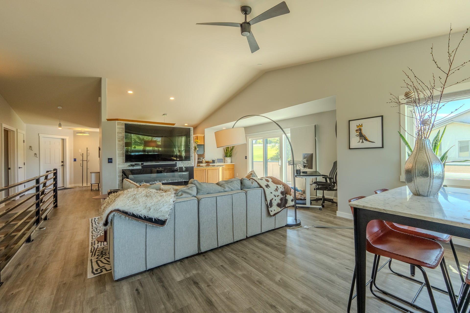 4134 Fox Ridge Drive, Helena, MT 59602 Living room with ceiling fan, wood finished floors, lofted ceiling, recessed lighting, and baseboards