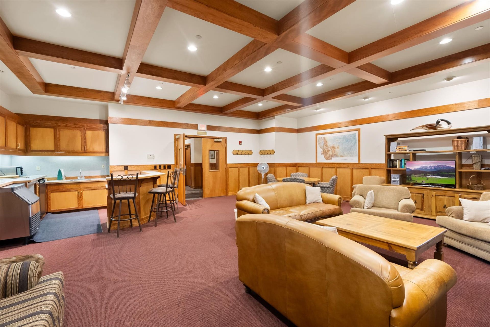 Private owners lounge