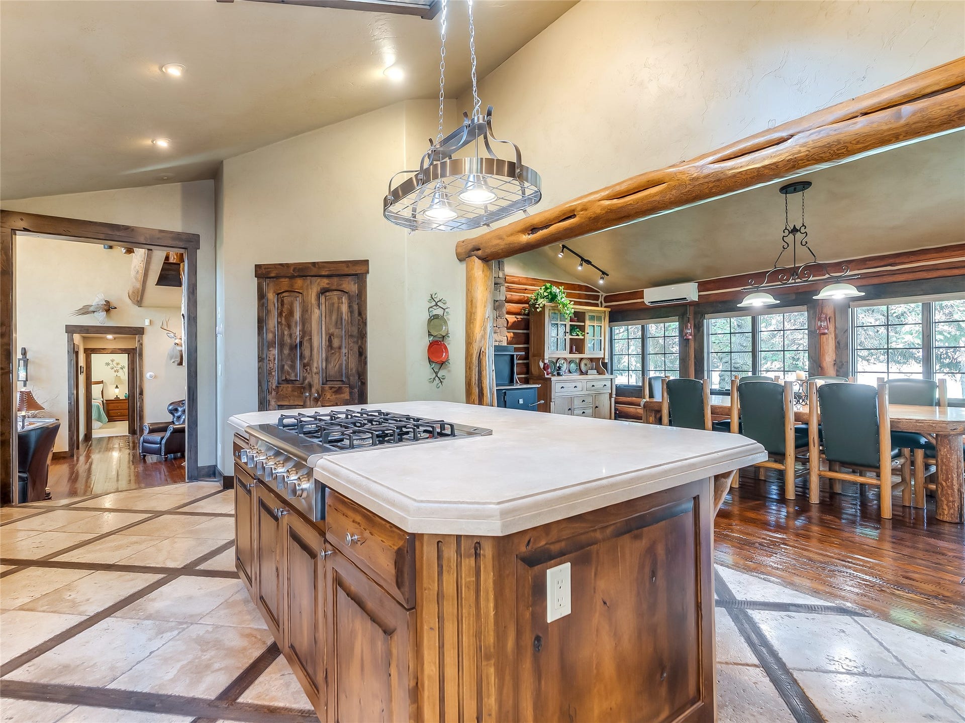 556 Windy Acres Drive, Columbia Falls, MT 59912 Main Home Kitchen