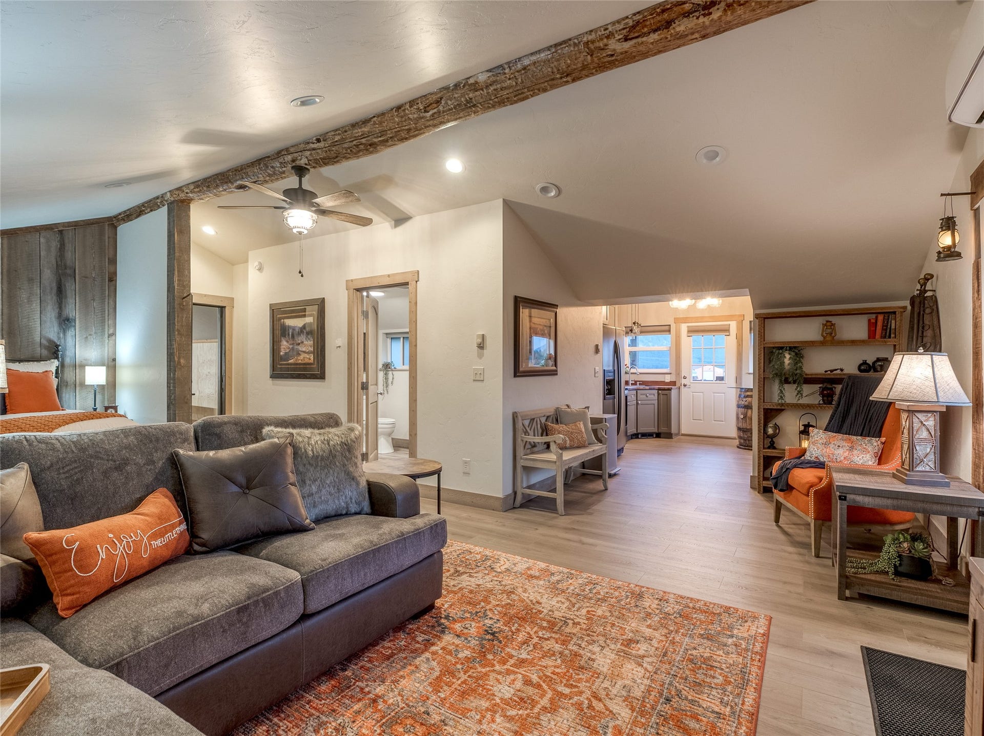 556 Windy Acres Drive, Columbia Falls, MT 59912 Barn Hayloft Studio Apartment