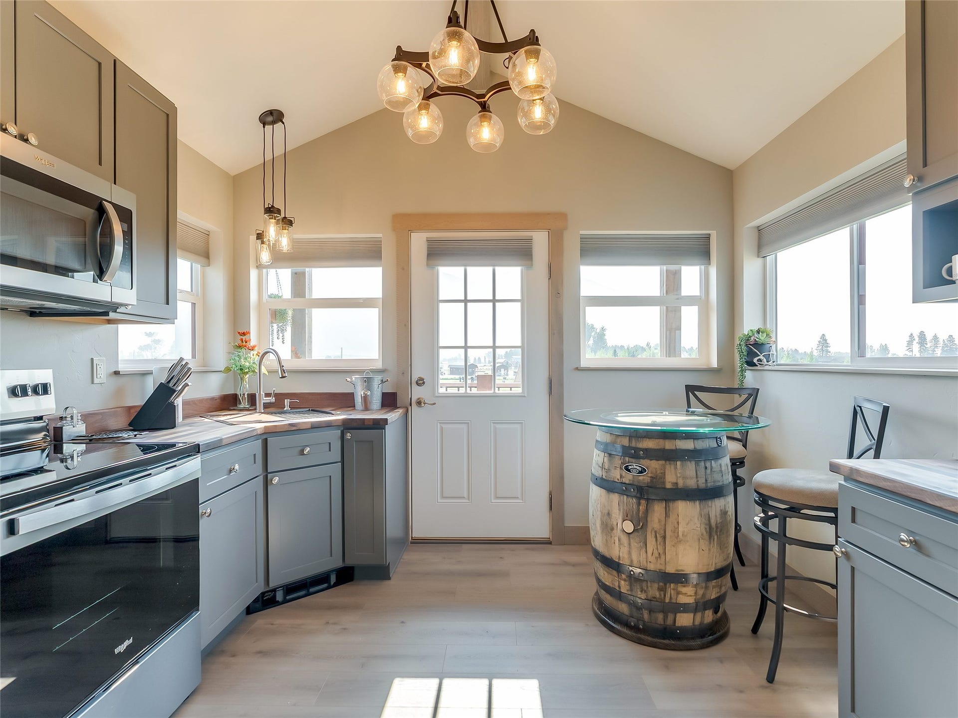 556 Windy Acres Drive, Columbia Falls, MT 59912 Barn Hayloft Studio Apartment