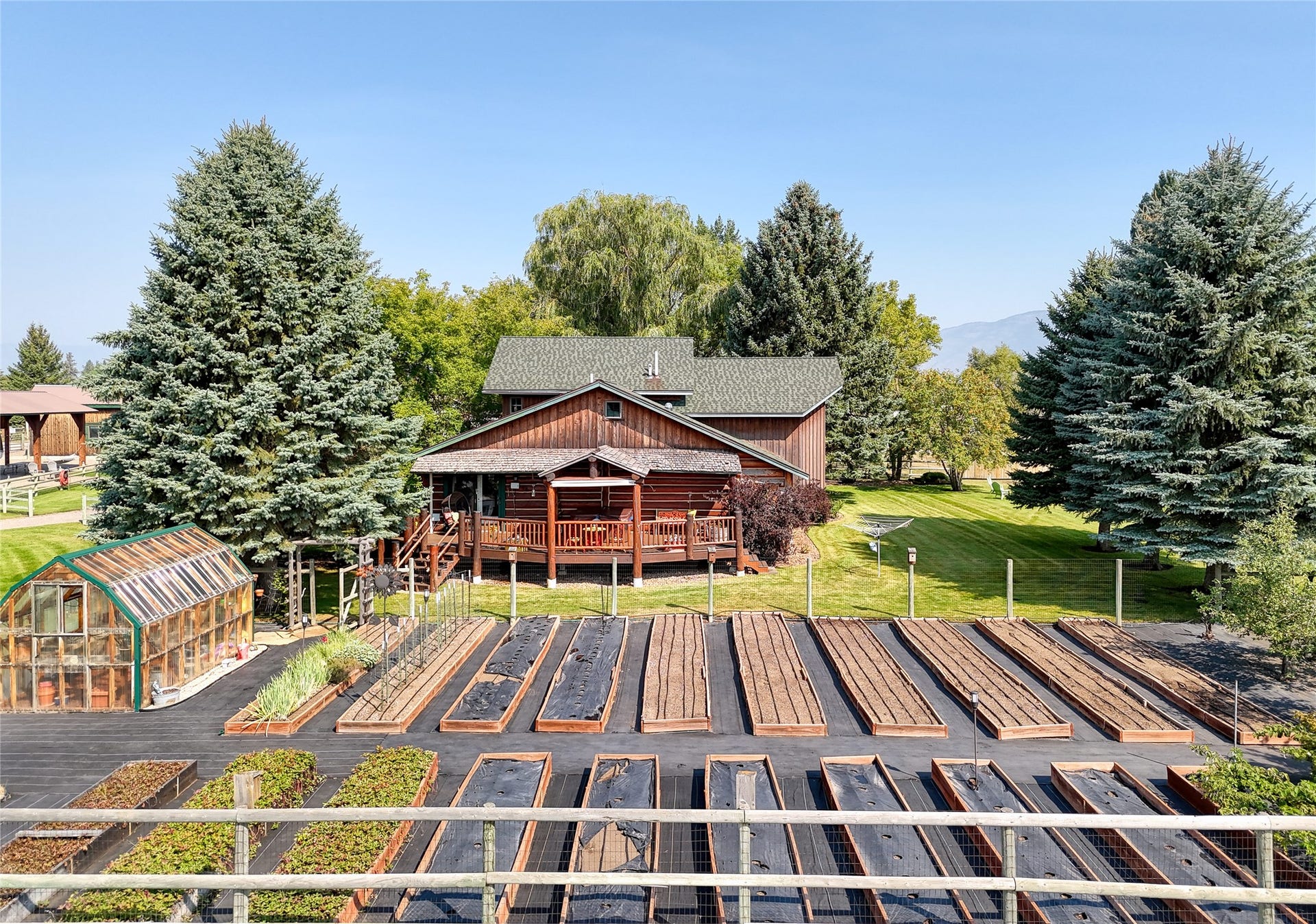 556 Windy Acres Drive, Columbia Falls, MT 59912 Garden/Hot Tub Deck
