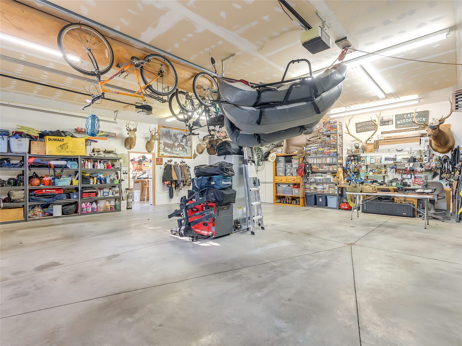 556 Windy Acres Drive, Columbia Falls, MT 59912 Garage
