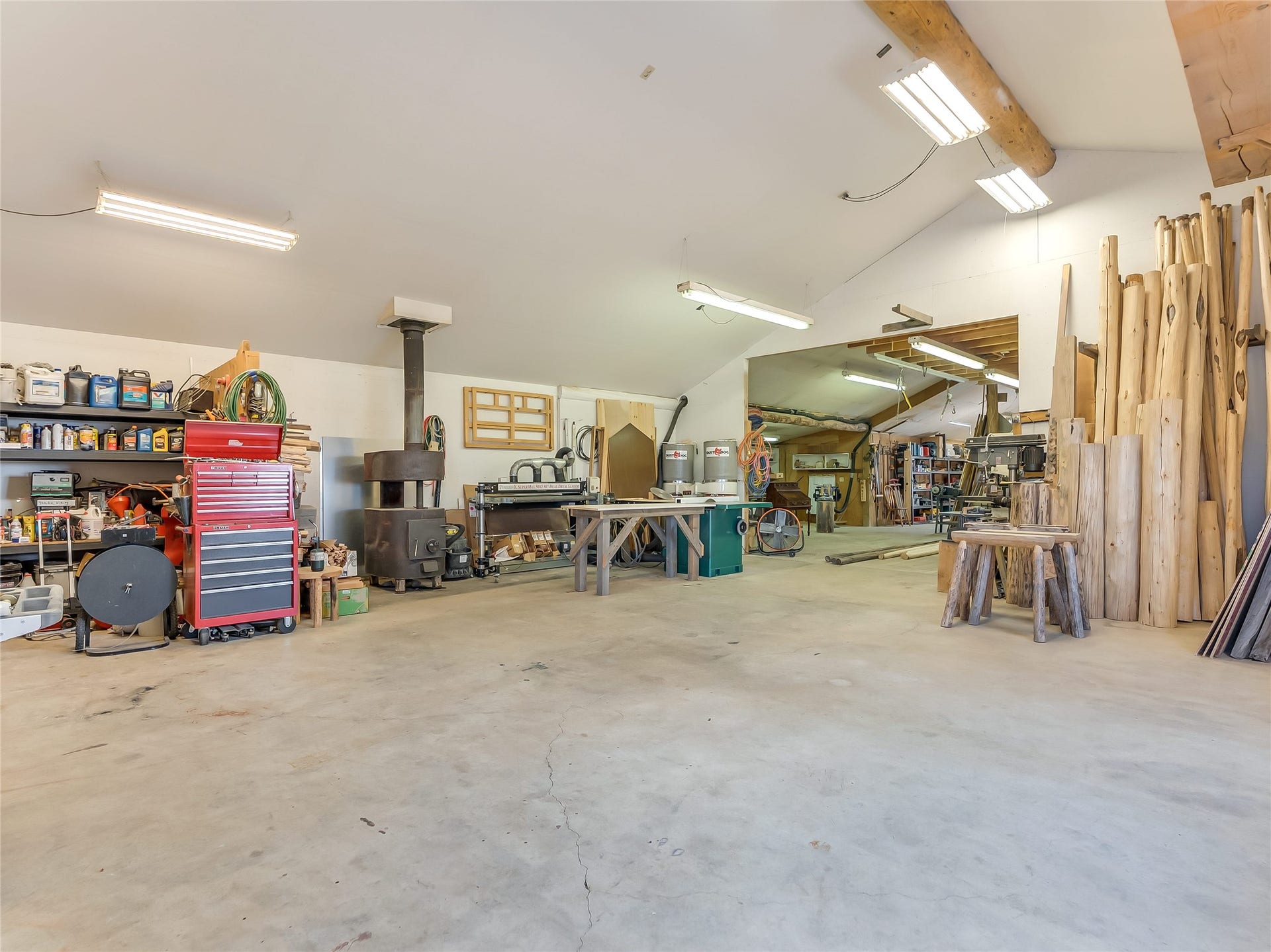 556 Windy Acres Drive, Columbia Falls, MT 59912 Shop