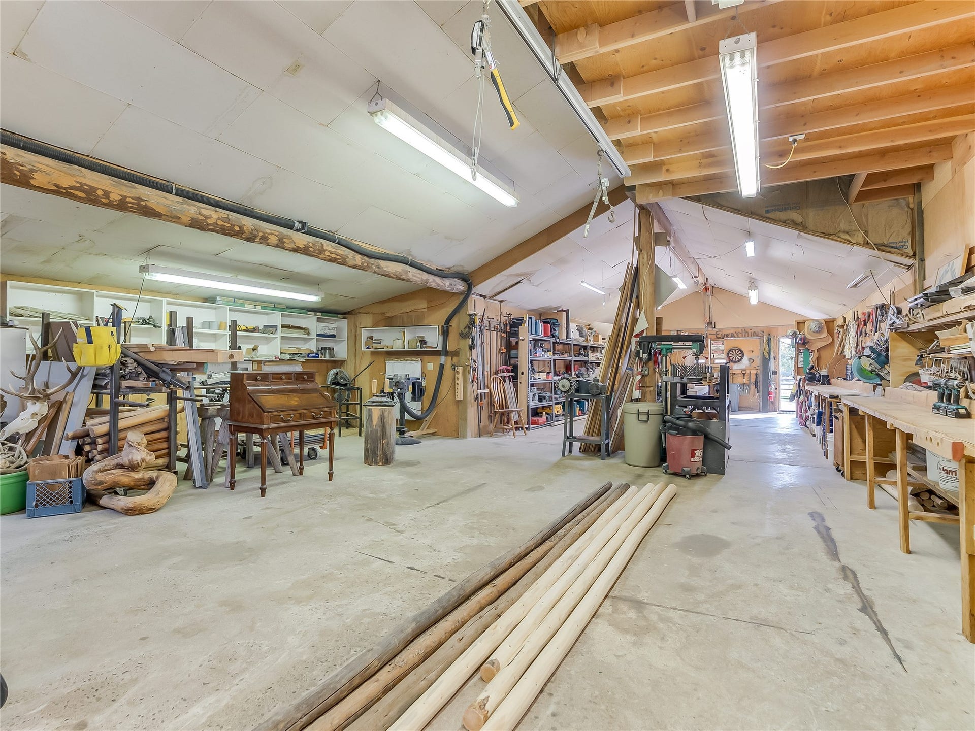 556 Windy Acres Drive, Columbia Falls, MT 59912 Shop