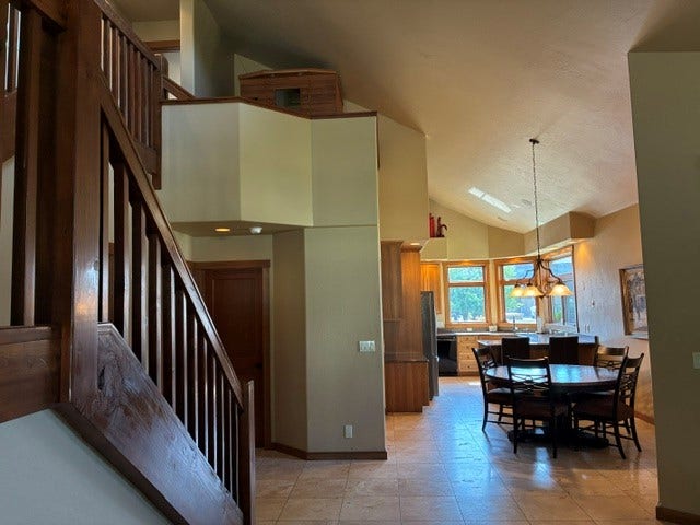 68 Bay Harbor Drive, Bigfork, MT 59911 Dining