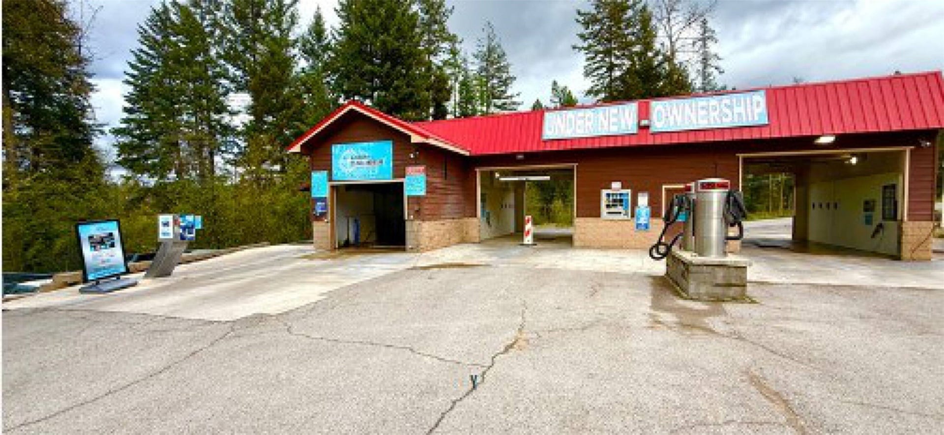8539 MT Hwy 35, Bigfork, MT 59911 8539 MT Hwy 35, Bigfork, MT 59911