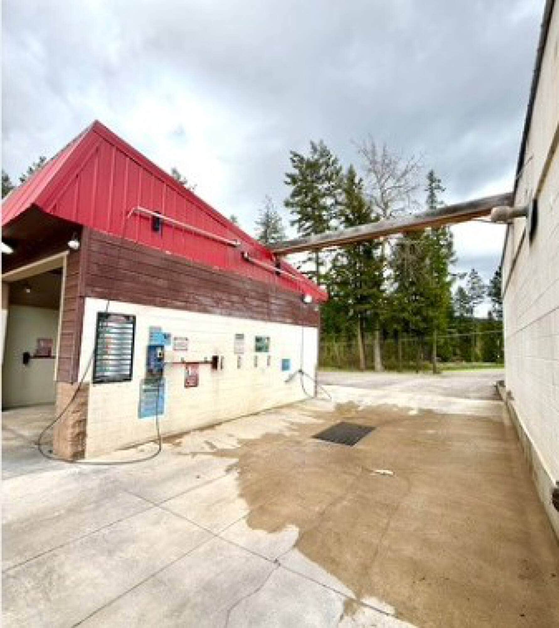 8539 MT Hwy 35, Bigfork, MT 59911 8539 MT Hwy 35, Bigfork, MT 59911