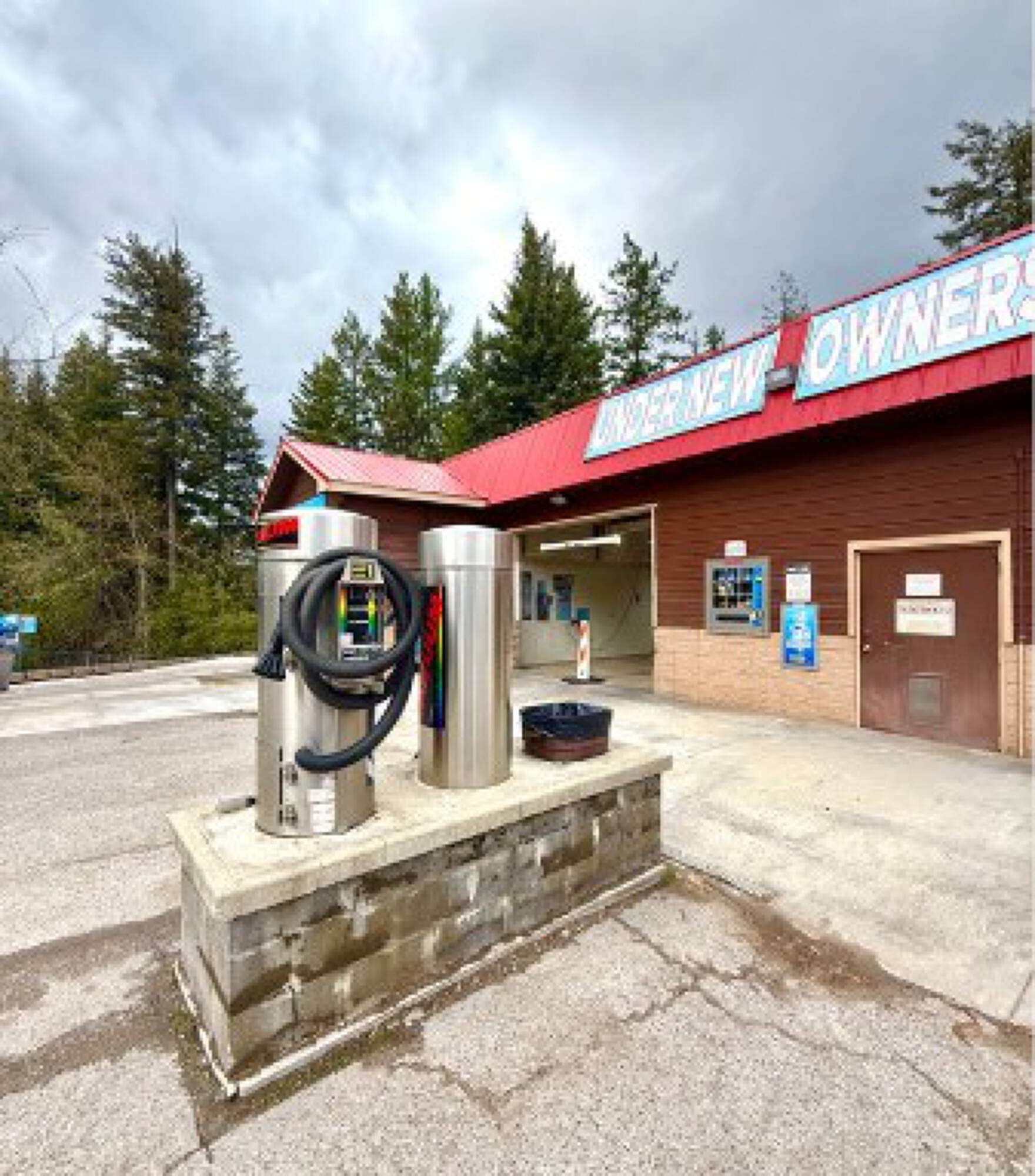 8539 MT Hwy 35, Bigfork, MT 59911 8539 MT Hwy 35, Bigfork, MT 59911