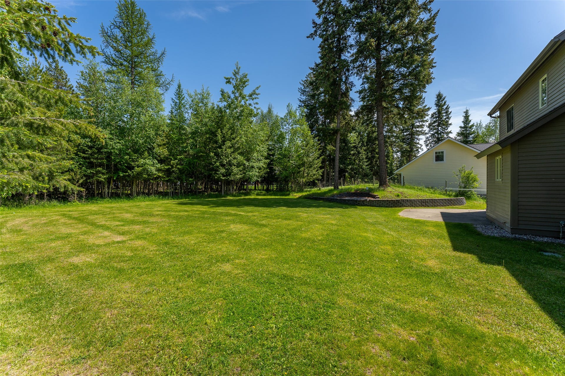 1018 Saint Andrews Drive, Columbia Falls, MT 59912 1018 Saint Andrews Drive, Columbia Falls, MT 59912
