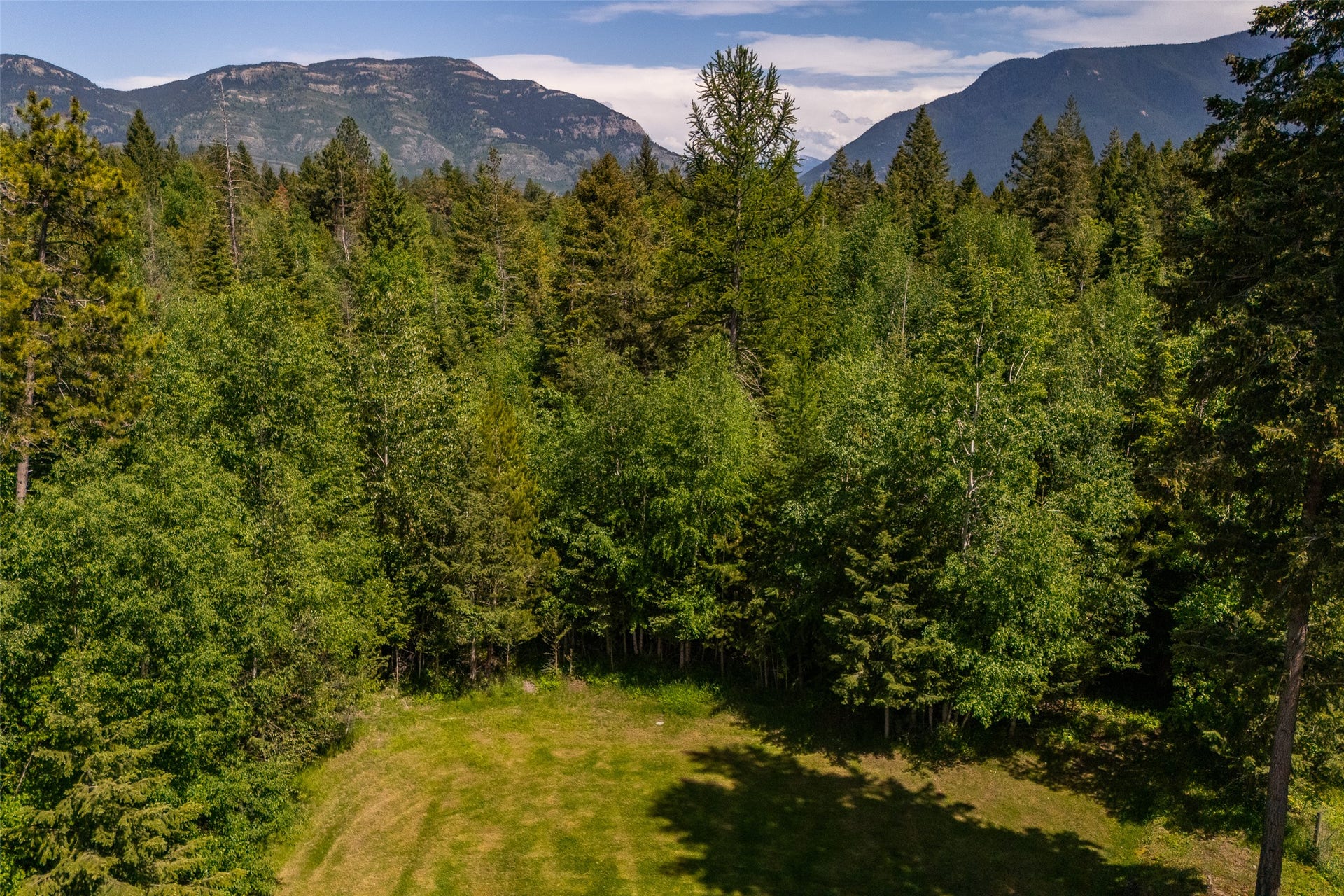 1018 Saint Andrews Drive, Columbia Falls, MT 59912 1018 Saint Andrews Drive, Columbia Falls, MT 59912
