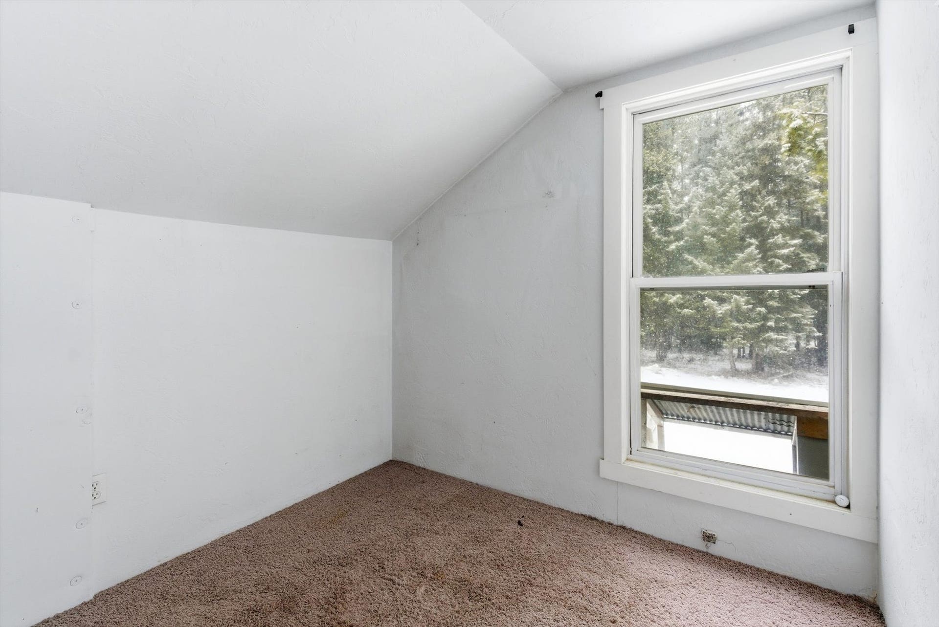 9590 US Hwy 2 E, Martin City, MT 59926 Bedroom 1