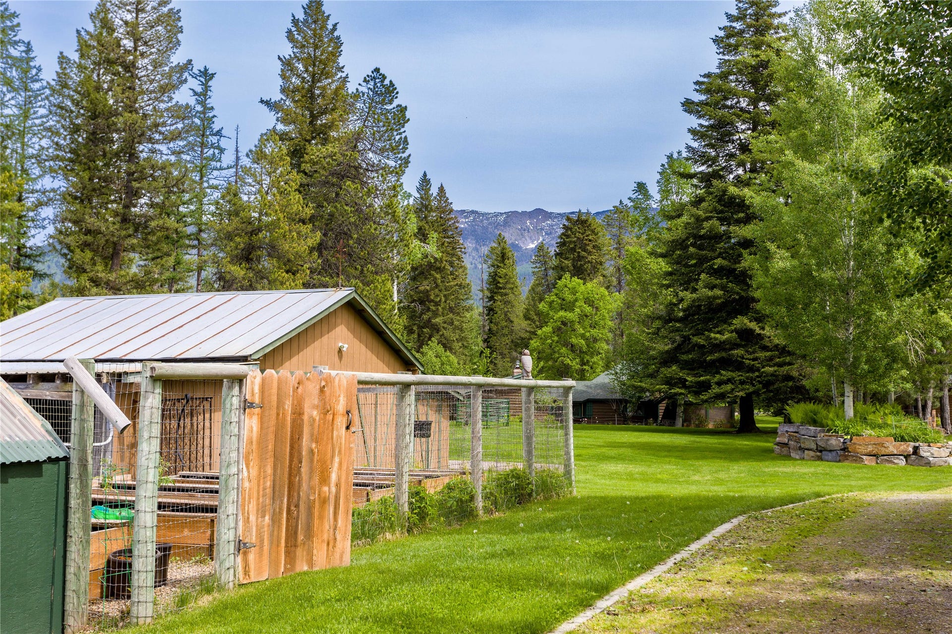 280 Shady Lane, Bigfork, MT 59911 280 Shady Lane, Bigfork, MT 59911