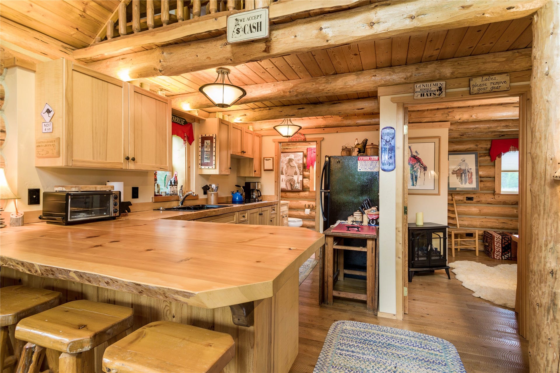 280 Shady Lane, Bigfork, MT 59911 280 Shady Lane, Bigfork, MT 59911