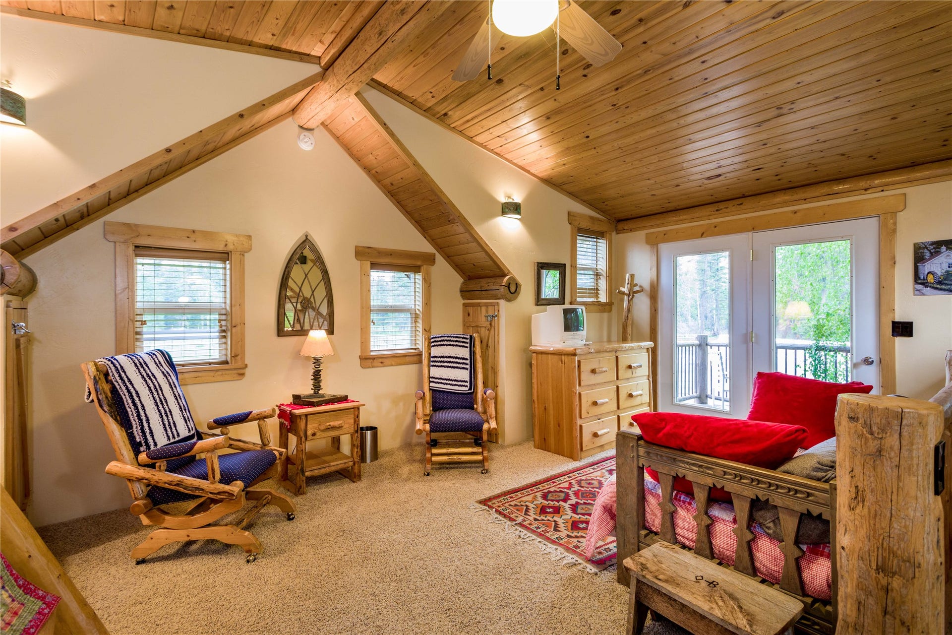 280 Shady Lane, Bigfork, MT 59911 280 Shady Lane, Bigfork, MT 59911