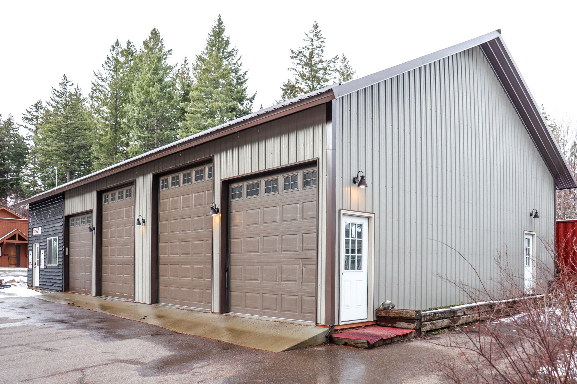 8560 MT Highway 35, Bigfork, MT 59911 8560 MT Highway 35, Bigfork, MT 59911