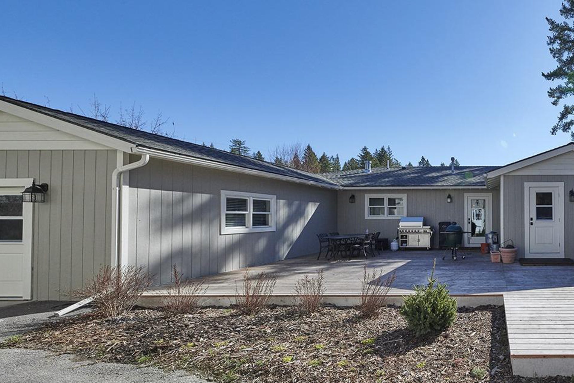 8560 MT Highway 35, Bigfork, MT 59911 8560 MT Highway 35, Bigfork, MT 59911