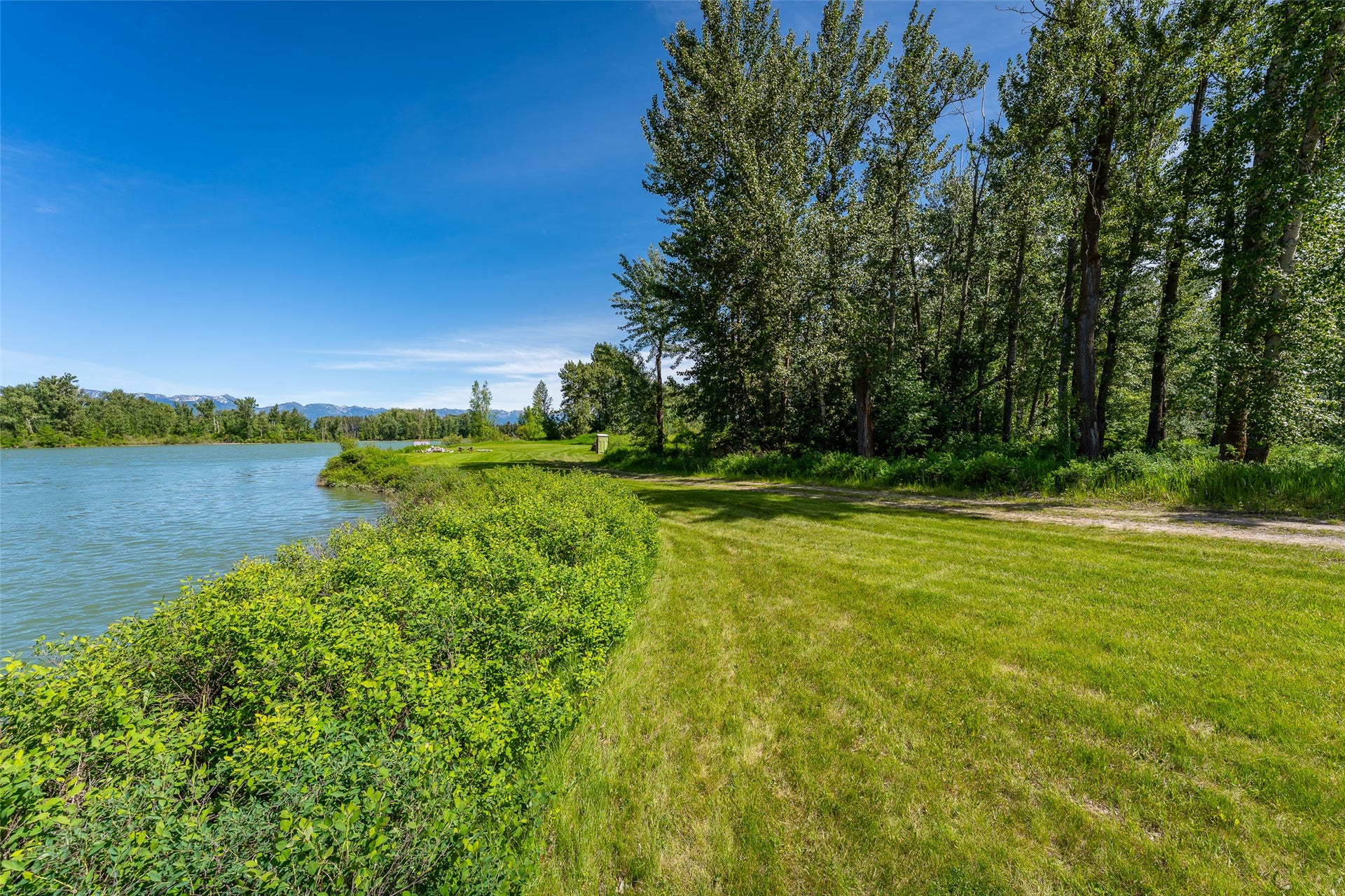 905 Wagner Lane, Kalispell, MT 59901 905 Wagner Lane, Kalispell, MT 59901