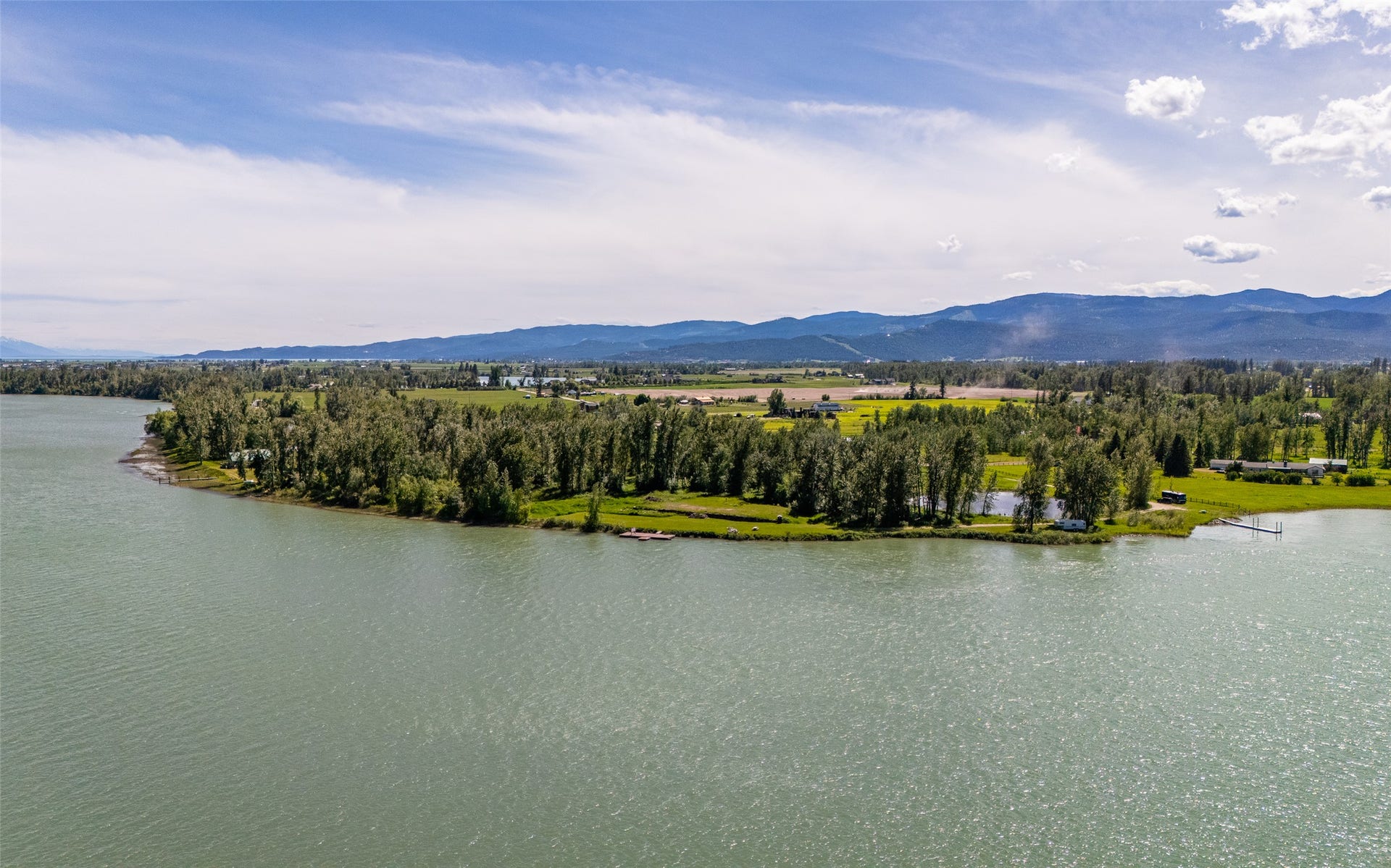 905 Wagner Lane, Kalispell, MT 59901 905 Wagner Lane, Kalispell, MT 59901