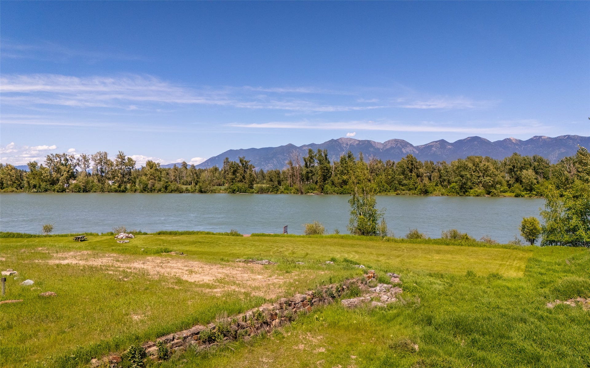 905 Wagner Lane, Kalispell, MT 59901 905 Wagner Lane, Kalispell, MT 59901
