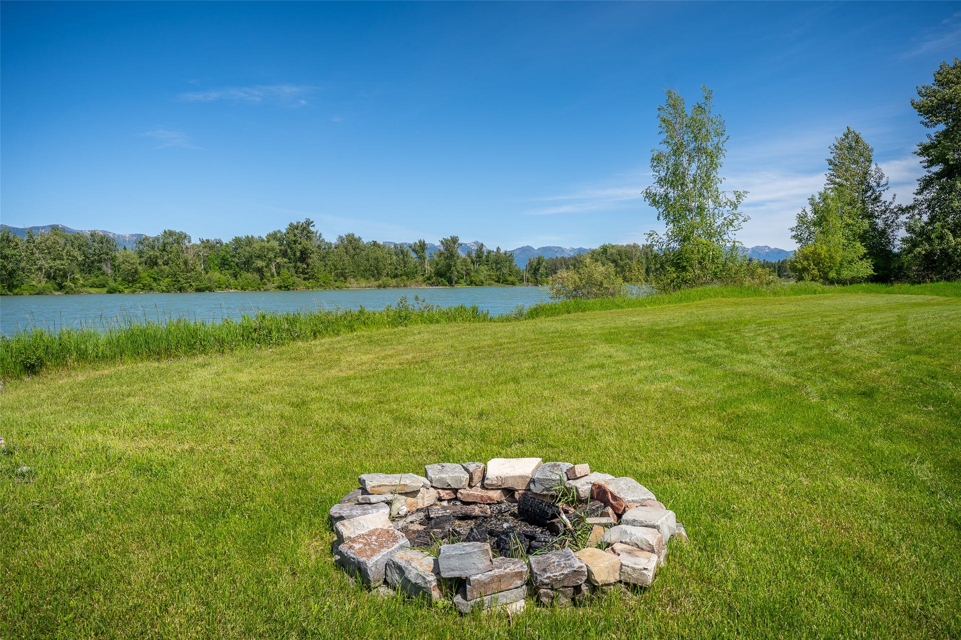 905 Wagner Lane, Kalispell, MT 59901 905 Wagner Lane, Kalispell, MT 59901
