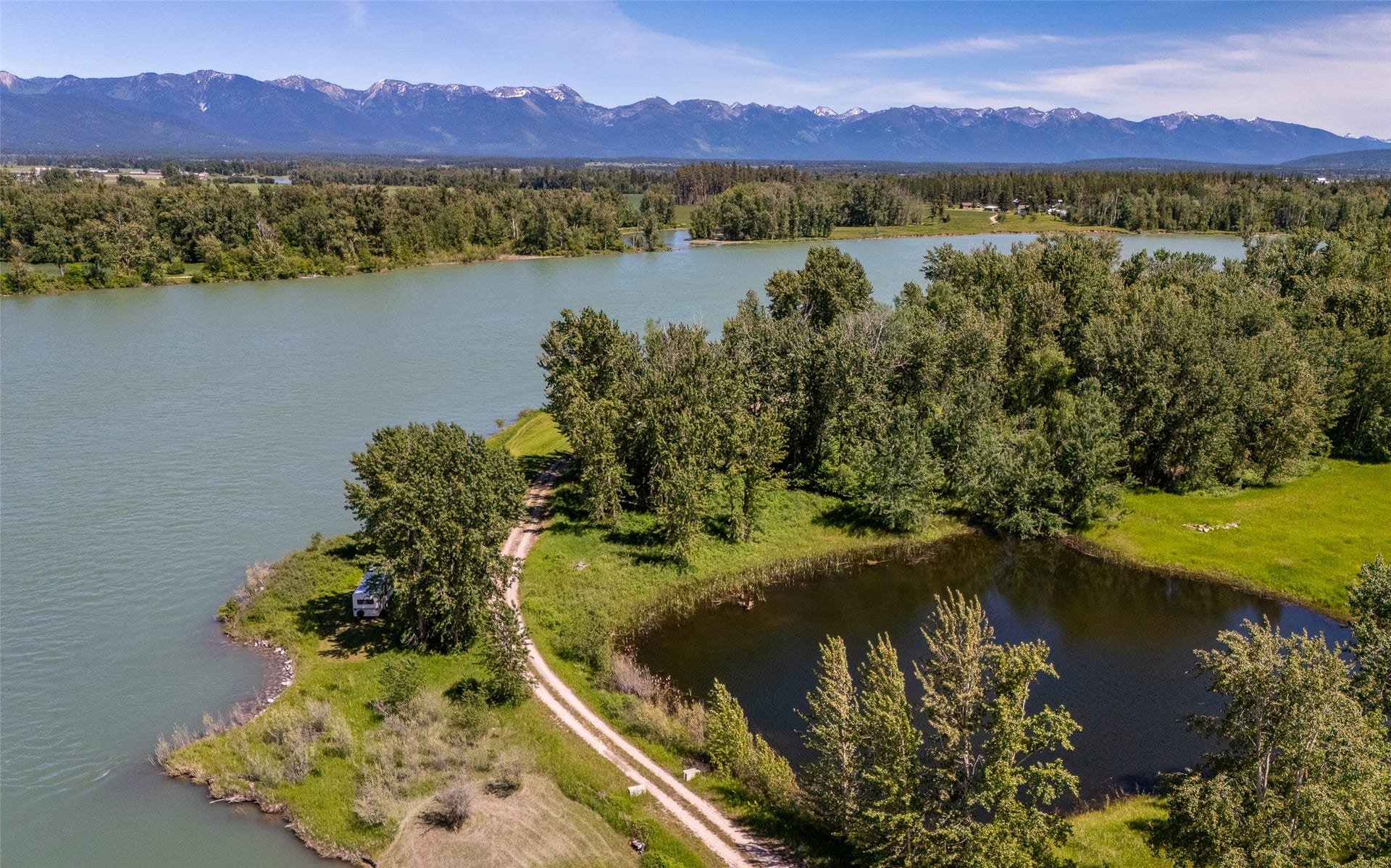 905 Wagner Lane, Kalispell, MT 59901 905 Wagner Lane, Kalispell, MT 59901