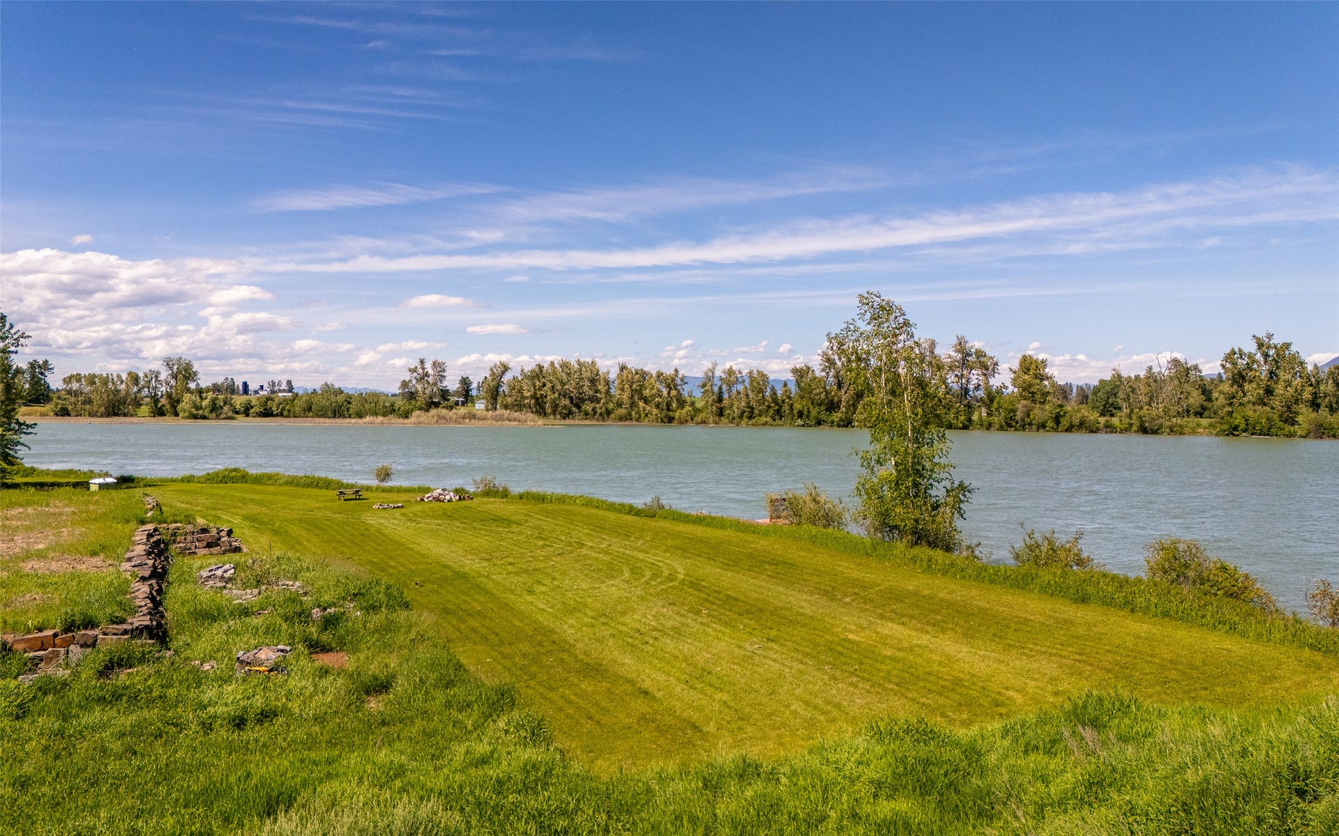 905 Wagner Lane, Kalispell, MT 59901 905 Wagner Lane, Kalispell, MT 59901