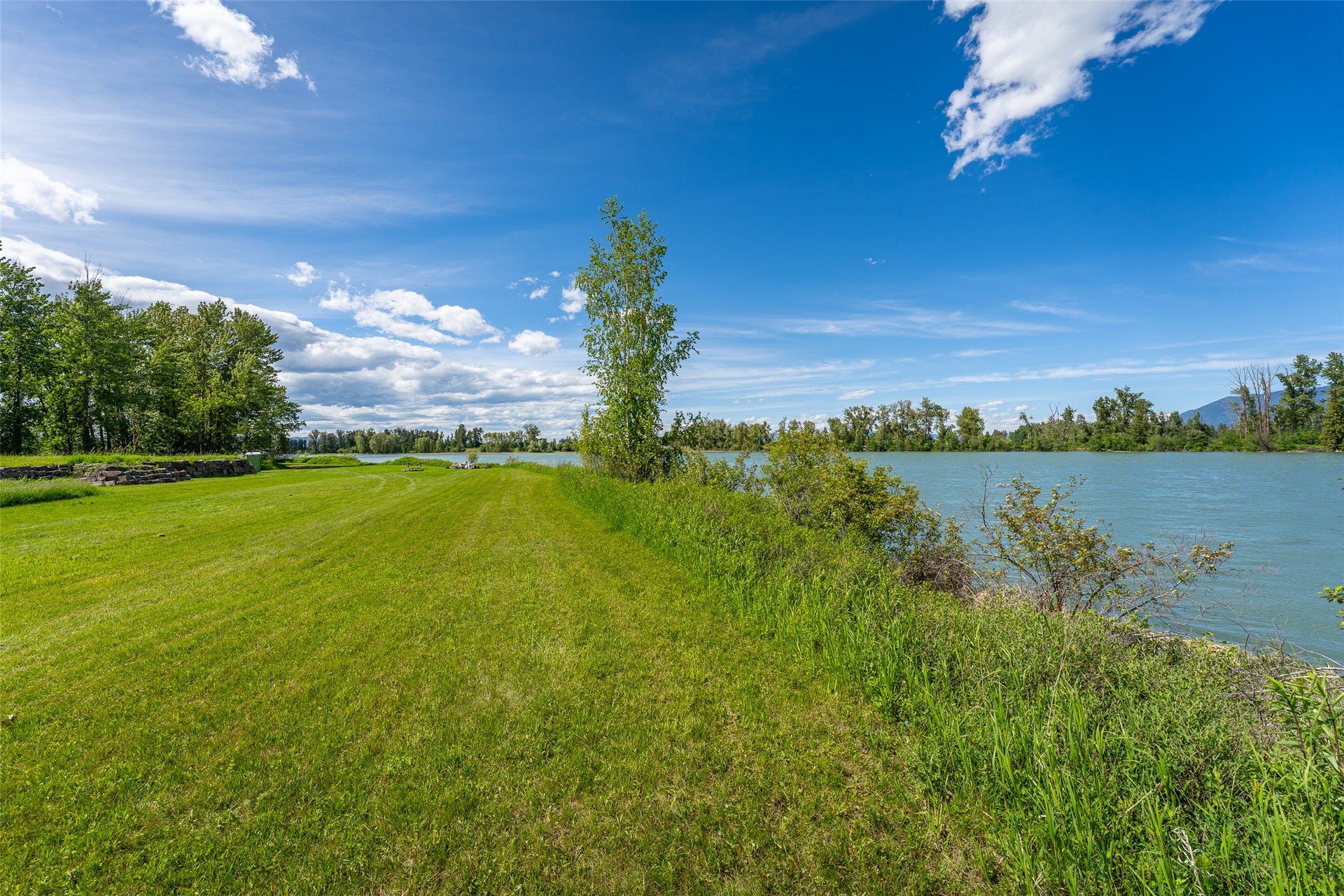 905 Wagner Lane, Kalispell, MT 59901 View of the waterfront facing west upriver