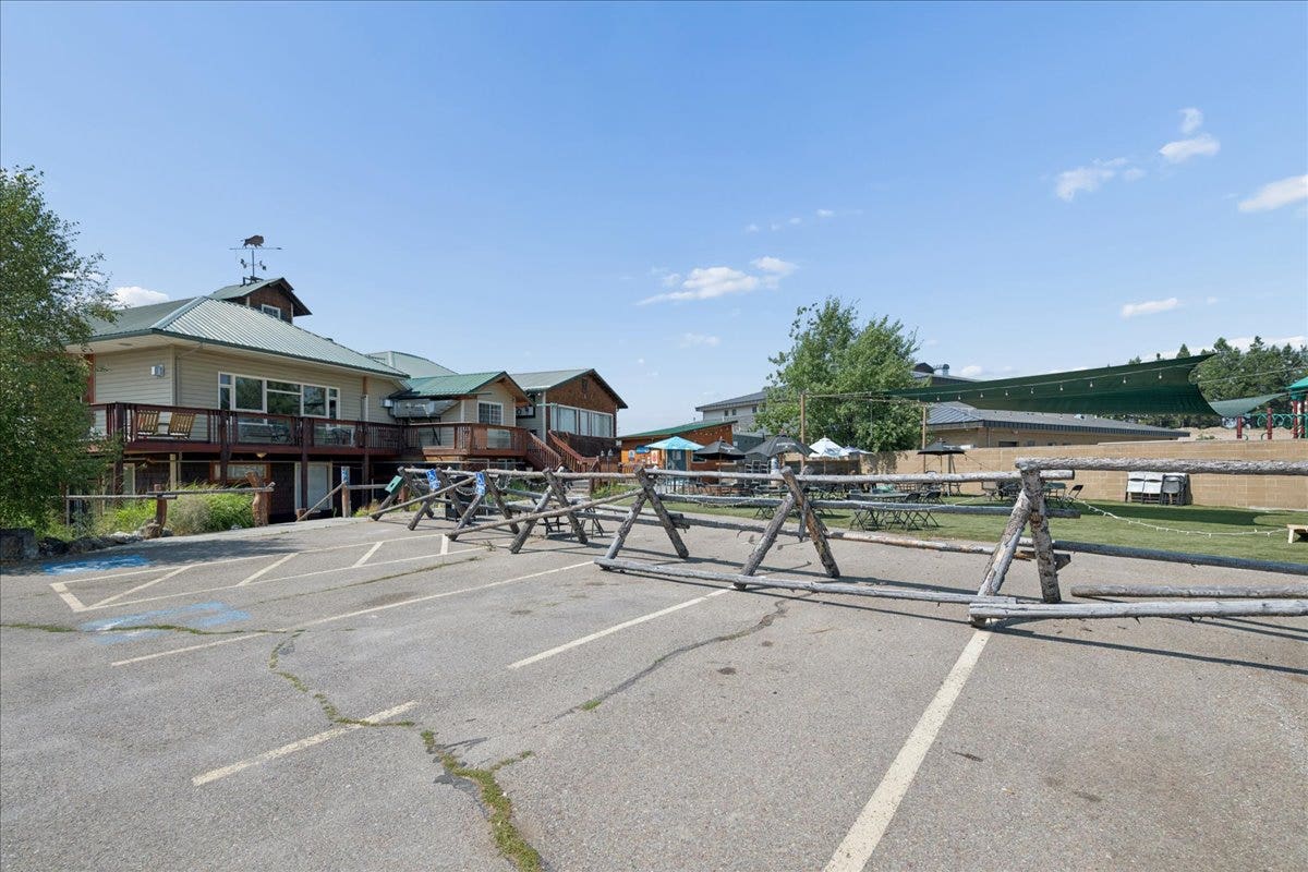 5 Swan Way, Bigfork, MT 59911 Patio - The Buffalo Saloon, Casino, Grill and Lodge.