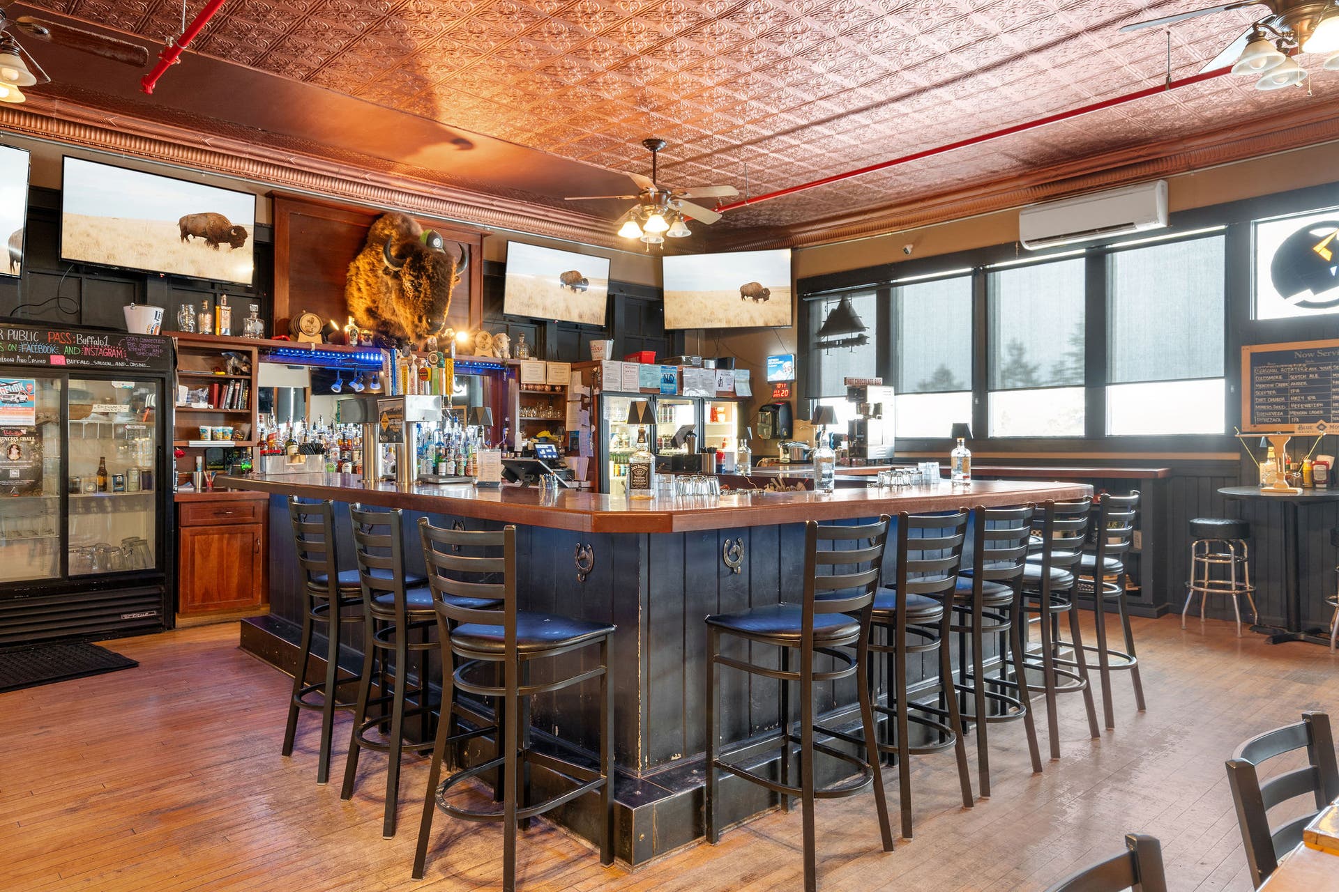5 Swan Way, Bigfork, MT 59911 Saloon - The Buffalo Saloon, Casino, Grill and Lodge.