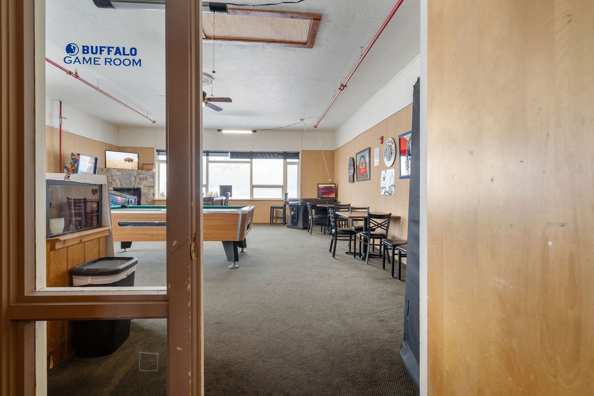 5 Swan Way, Bigfork, MT 59911 Game Room - The Buffalo Saloon, Casino, Grill and Lodge.