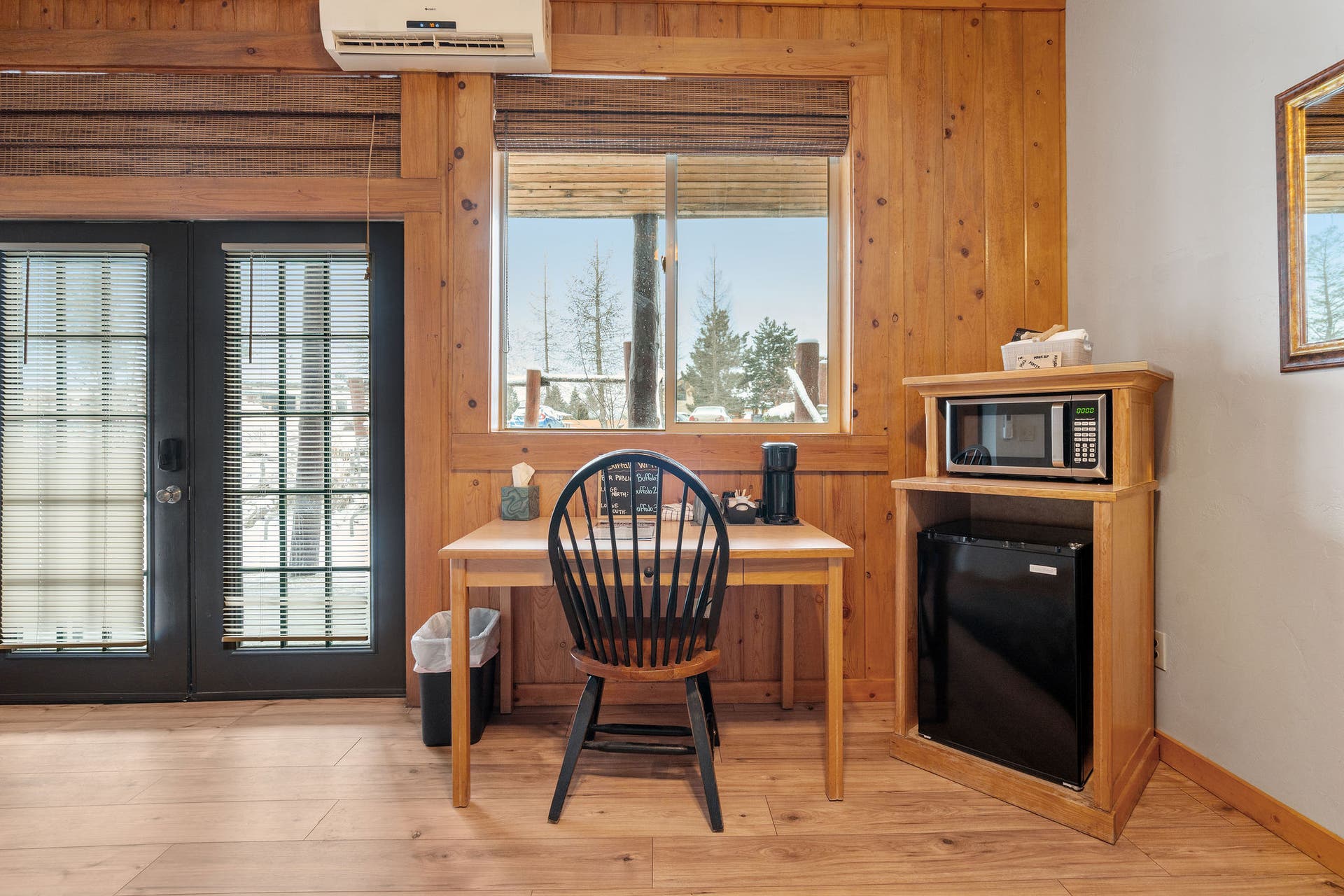 5 Swan Way, Bigfork, MT 59911 Lodge - The Buffalo Saloon, Casino, Grill and Lodge.