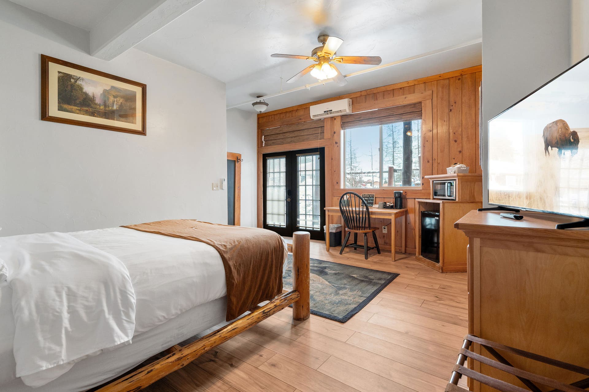 5 Swan Way, Bigfork, MT 59911 Lodge - The Buffalo Saloon, Casino, Grill and Lodge.