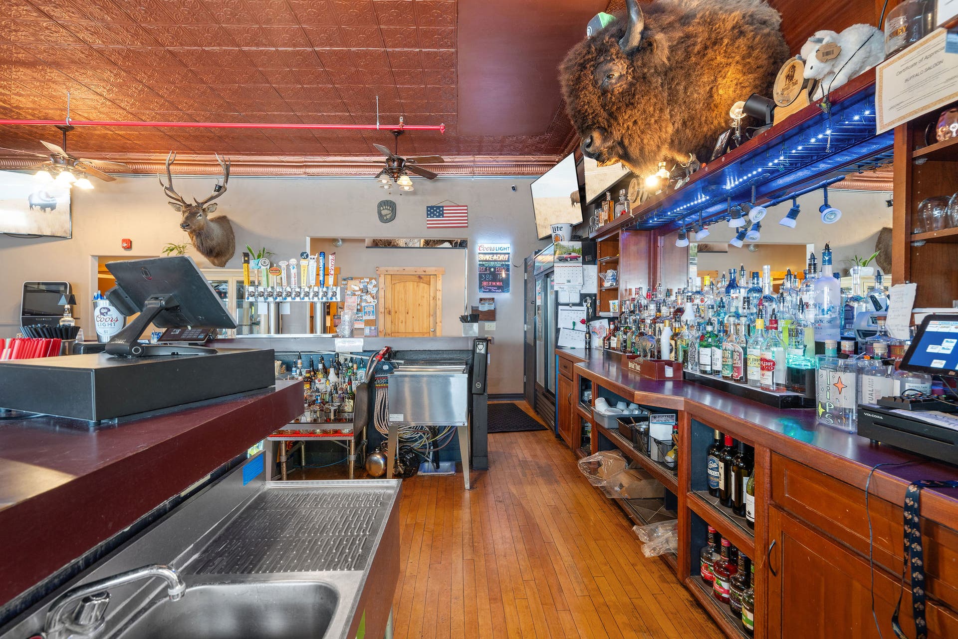 5 Swan Way, Bigfork, MT 59911 Saloon - The Buffalo Saloon, Casino, Grill and Lodge.