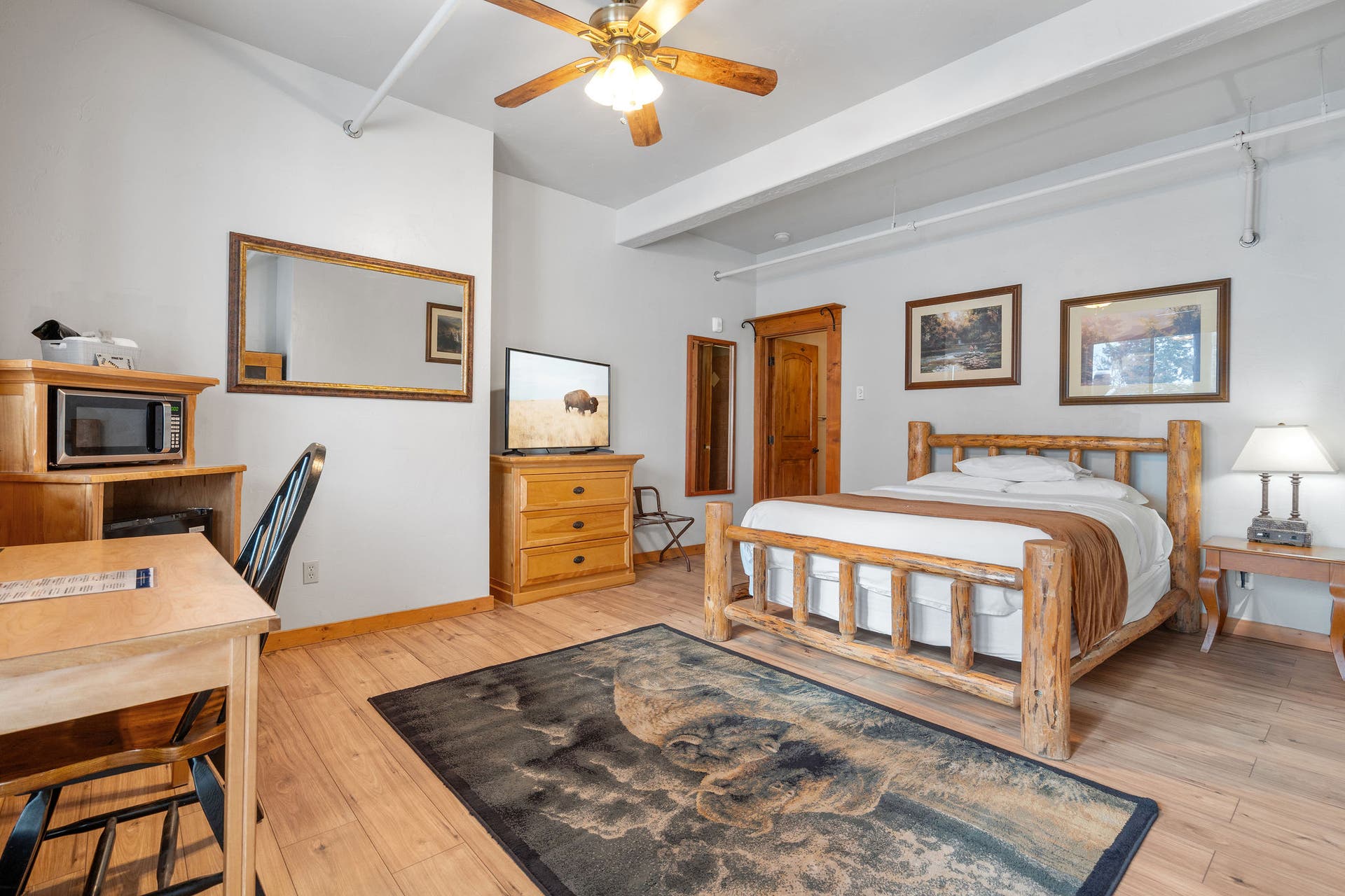 5 Swan Way, Bigfork, MT 59911 Lodge - The Buffalo Saloon, Casino, Grill and Lodge.